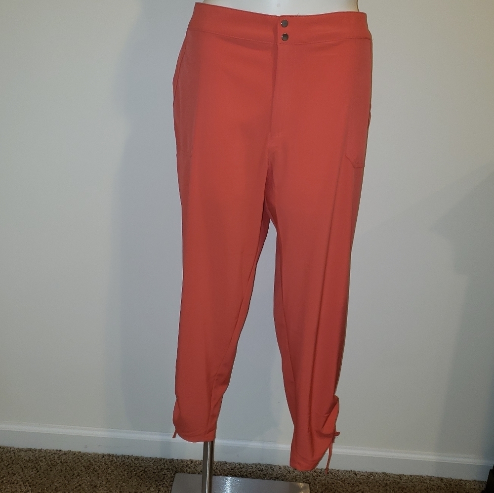Dress Barn Sunday Coral Woven Ankle/Capri Pants